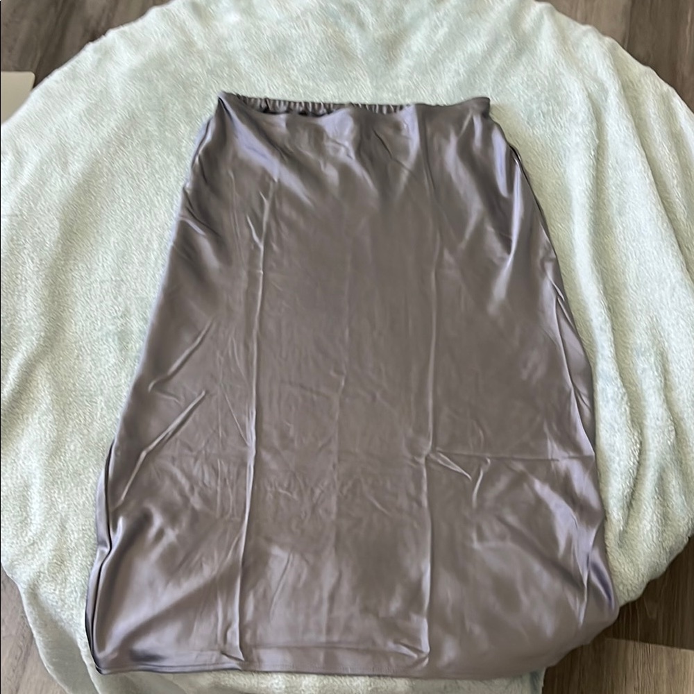 OLD NAVY petite satin Skirt